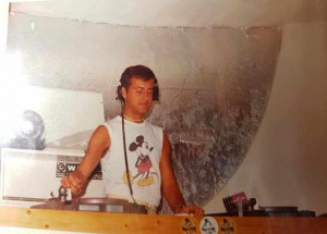DJ Mirko Asciamprener meglio conosciuto, sia in radio che in discoteca col nome di Mirko Blasi